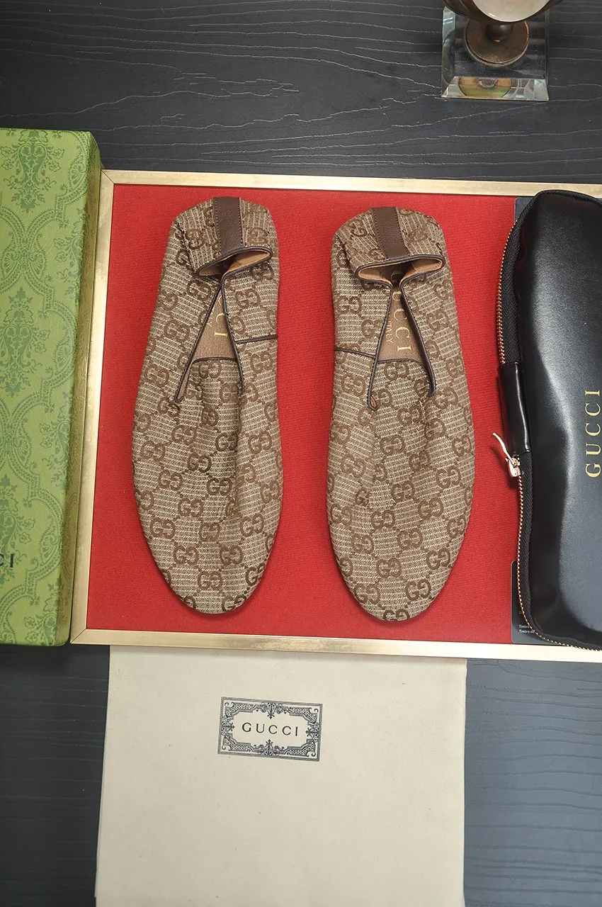 Men's men's shoes💰460💶[GUCCI Gucci] Men's wallet shoes🇮🇹Official website original 1:1 mold opening, original quality💯The upper is made of imported cowhide and Gucci original fabric➕Breathable cotton sheep lining, fine workmanship, high-end atmosphere. Has a fashionable and exemplary look. Rubber wear-resistant and anti-slip outsole. Code number: 38-44